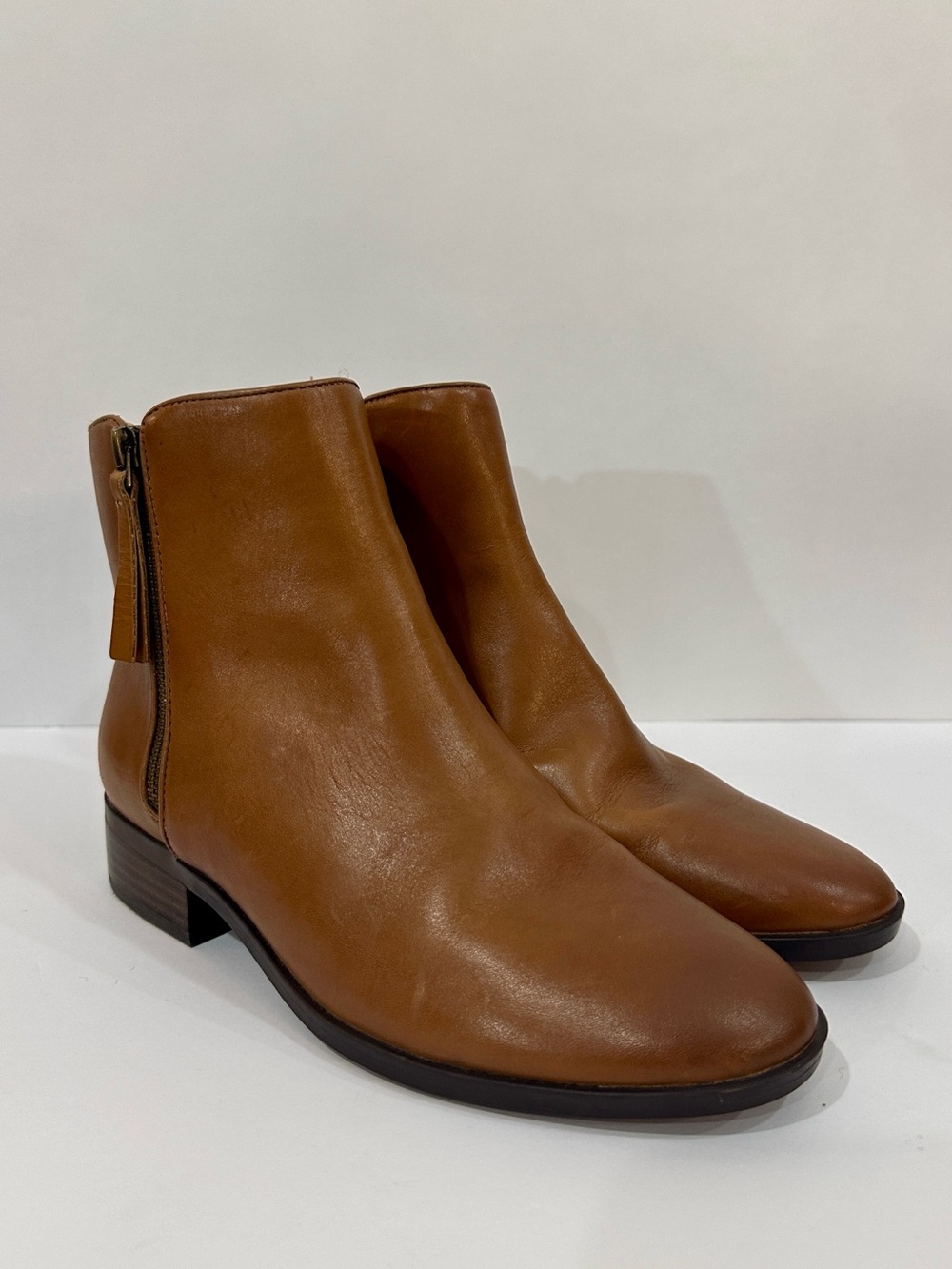 Naturalizer Tan Leather Ankle Booties with Side Zip, Size 7.5